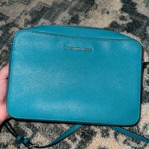 Michael Kors Jet Set Crossbody Bag